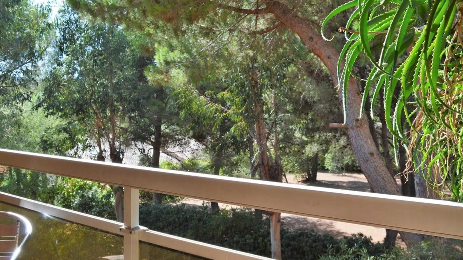 Appartement 2P 4 Couchages Avec Balcon Et Garage - Proche Plage Et Commerces - Fr-1-251-520 Bormes-les-Mimosas Francja
